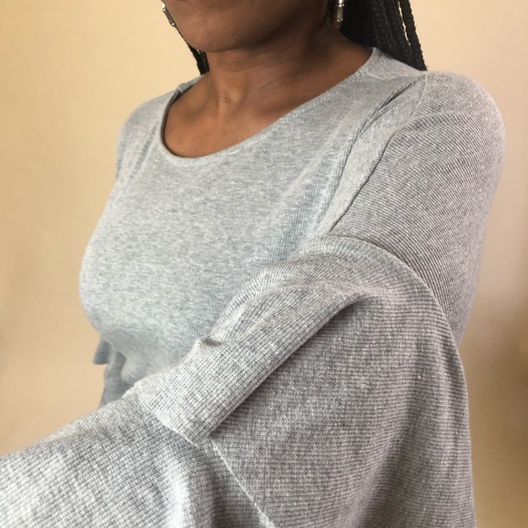 Tiered Sleeve Ribbed Long SleeveTop - Picture 8 of 15